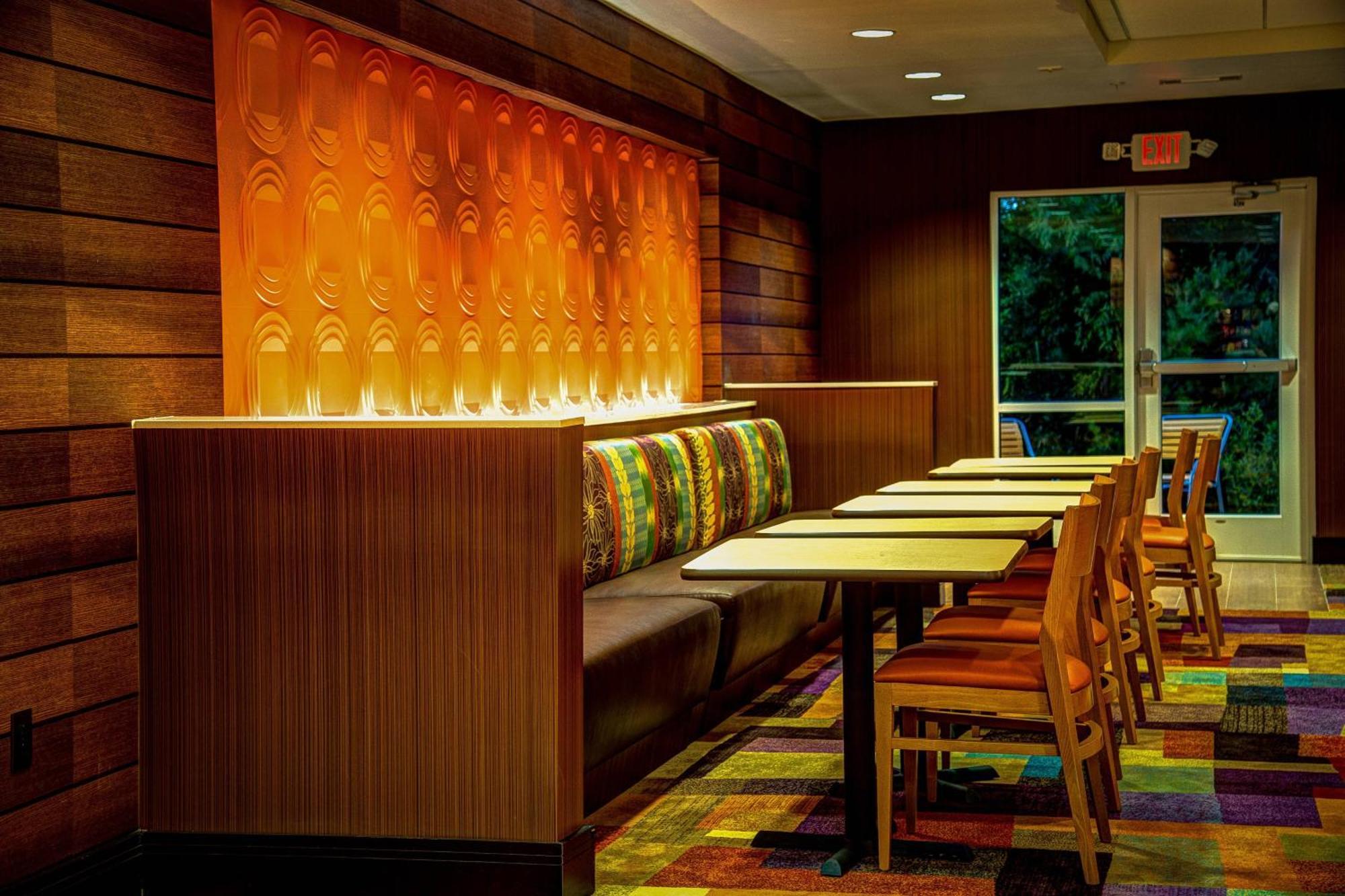 Fairfield Inn & Suites By Marriott Montgomery Airport Hope Hull Restaurant foto